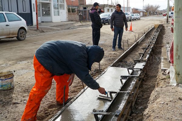 Continúan las mejoras en infraestructura vial