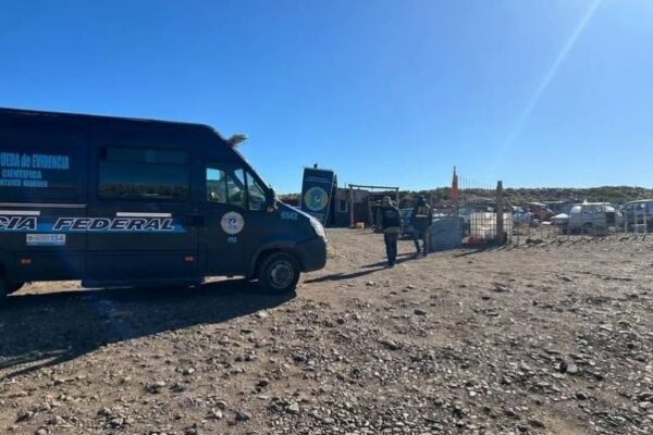 Realizan allanamientos simultáneos y clausuran tres desarmaderos