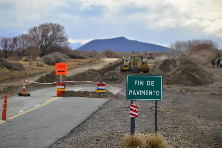 Vialidad Provincial ejecutará la obra de pavimento de la Ruta 21 entre Loncopué y El Huecú