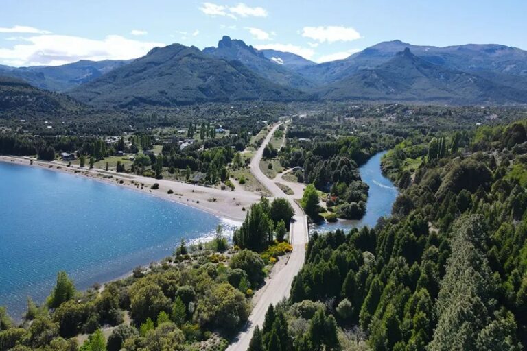 Neuquén suma pavimento en los lagos del sur