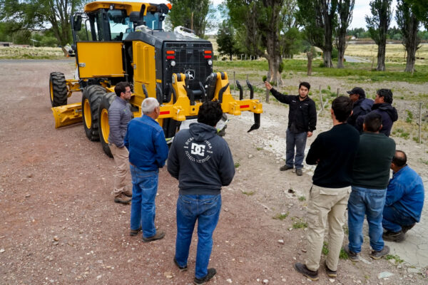 Capacitación en maquinaria vial: inscripciones abiertas en Zapala