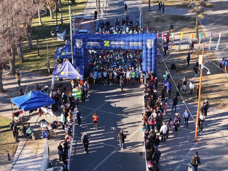Roxana Flores y Alexis Corrías se quedaron con la media maratón de Zapala