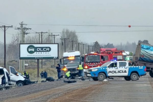 Tragedia en Ruta 7: dos empleados estatales murieron en un accidente y suspenden acto oficial